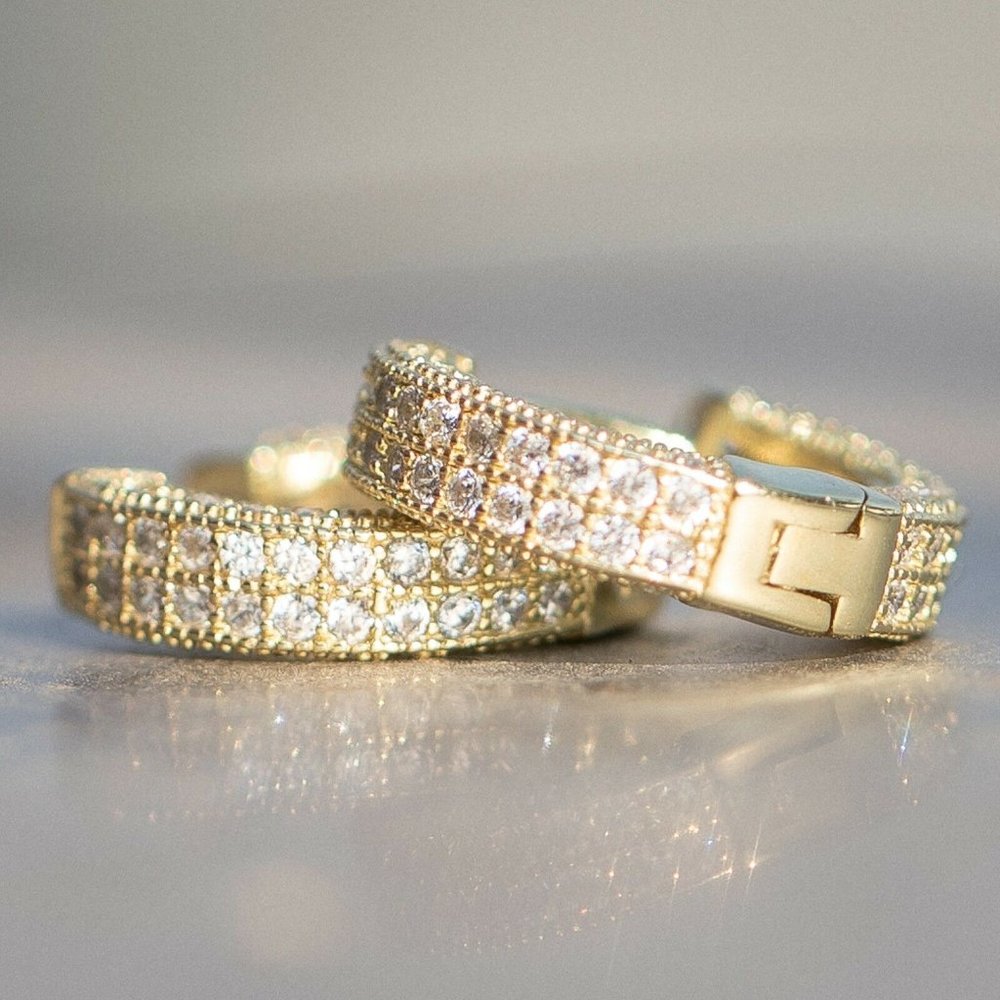 Mens Fully Ice Out 14K Gold Hoop Earrings - Picture 4 of 16